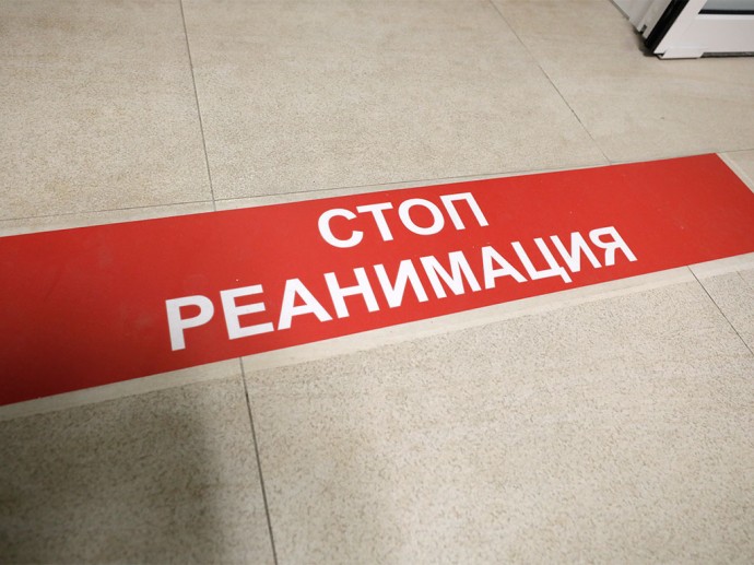 В реанимации умер мужчина, пострадавший при атаке беспилотника в Новой Таволжанке