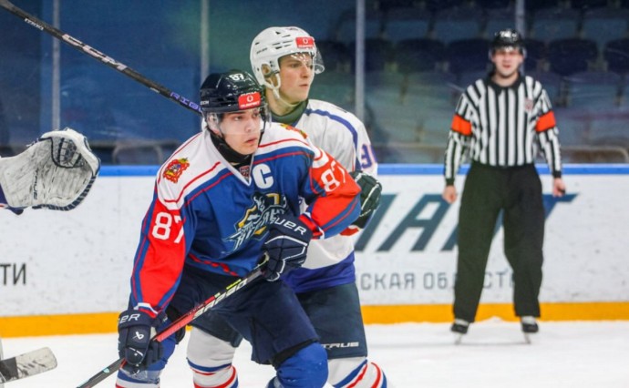 "Сахалинские Акулы" уступили "Атланту" в концовке матча в Мытищах