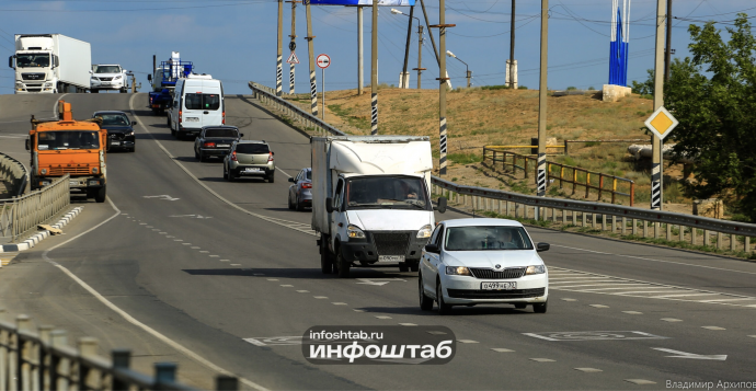 Из-за жары в Астраханской области ограничат движение фур с 12 июня