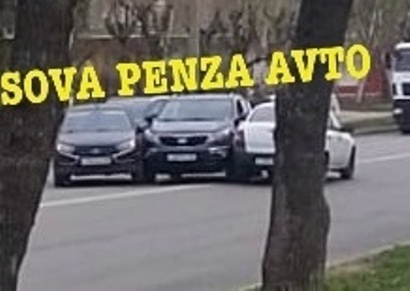 В Пензе из-за тройного ДТП встала в пробке улица Минская