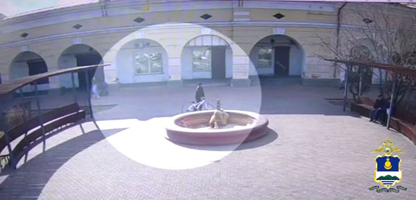 Житель Бурятии украл припаркованный велосипед