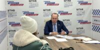 Полицейские вычислили водителя грузовика, продавившего тротуар в Астрахани