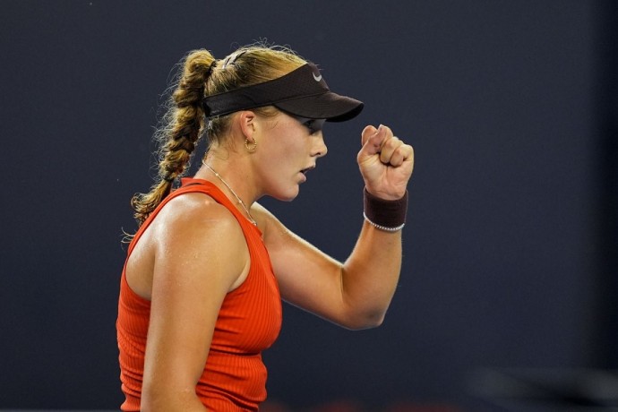 Андреева вышла в четвертьфинал турнира в Аделаиде