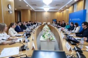 Представители СК России и Молодёжного союза «Юный следователь» приняли участие в заседании Молодёжного совета при Уполномоченном по правам человека в Российской Федерации Представители СК России и Молодёжного союза «Юный следователь» приняли участие в заседании Молодёжного совета при Уполномоченном по правам человека в Российской Федерации