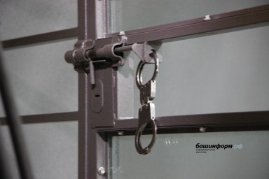 Житель Башкирии убил мужчину и сбежал с места преступления