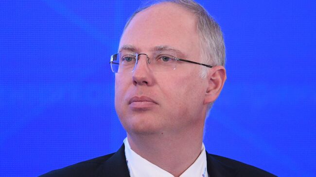 Песков заявил, что не может сказать, находится ли Дмитриев в Швейцарии