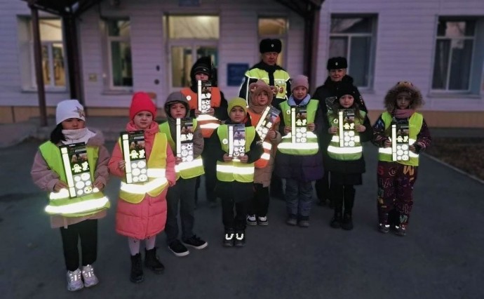 Стань заметнее: почему световозвращатели в осенне-зимний период важнее, чем когда-либо Стань заметнее: почему световозвращатели в осенне-зимний период важнее, чем когда-либо