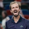Теннис. Rolex Shanghai Masters. Полуфинал. Медведев - Риндеркнеш. Прямая трансляция