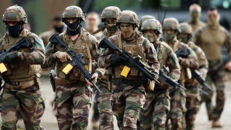 WSJ: Франция может разместить на Украине до пяти тысяч военных