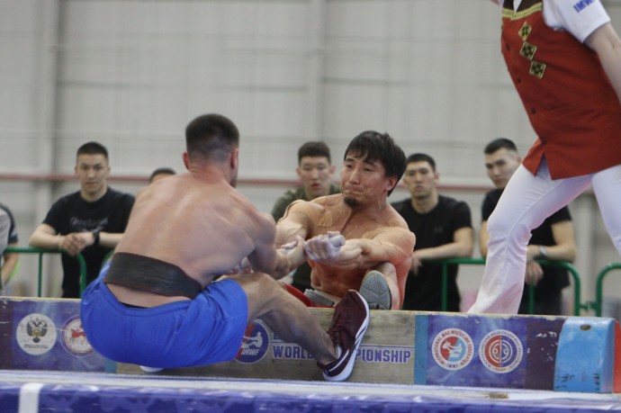 Многоборцы пройдут последний отбор на Игры Дыгына в Чурапче
