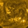 На Солнце произошла самая сильная за 1,5 месяца вспышка, последствия для Земли пока неясны