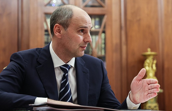РБК: в Кремле обсуждают замену губернаторов Оренбургской и Свердловской областей