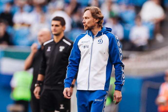 Легионер "Динамо" заявил, что игроки при Карпине находились в состоянии стресса Легионер "Динамо" заявил, что игроки при Карпине находились в состоянии стресса