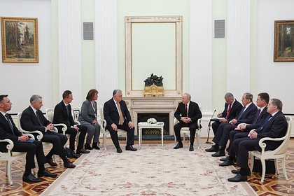 Песков объяснил временной зазор между приездом Орбана в Кремль и стартом переговоров