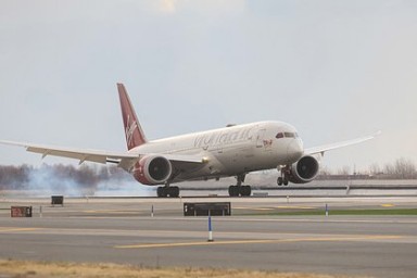 Подростки из богатых американских семей устроили пьяный дебош в самолете