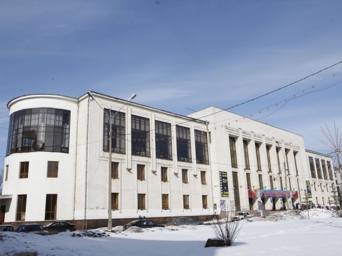 В Ярославле частично восстановили работу ДК имени Добрынина