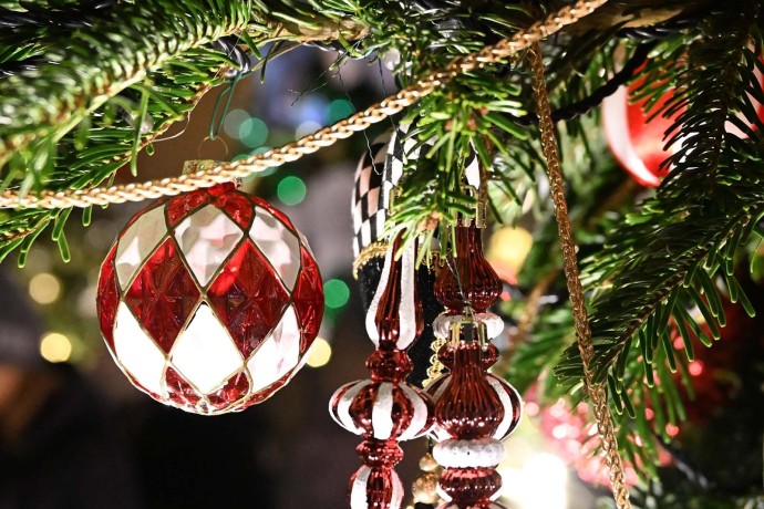 Праздник в детской: елка 100 лет тому назад