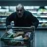 Тележку с продуктами на 52 тысячи рублей вор прокатил мимо кассы в магазине Белгорода