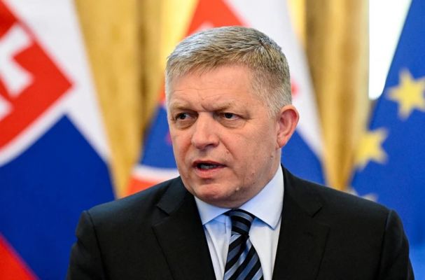 ЕС должен начать переговоры с Россией о мире на Украине — премьер Словакии
