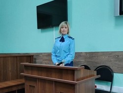 Рецидивиста отправили в колонию за нападение и "запрещёнку"