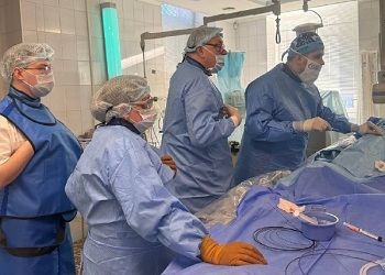 Уникальную операцию полуторагодовалому ребенку провели амурские медики