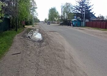 В Белогорске началась подготовка к ремонту дороги на улице 9 Мая