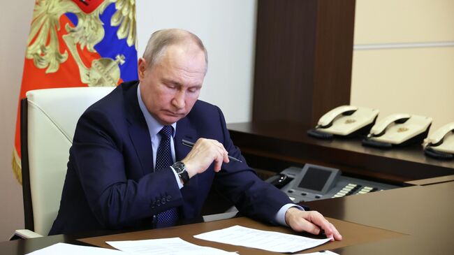 Путин поручил разработать и реализовать программу IPO и SPO госкомпаний