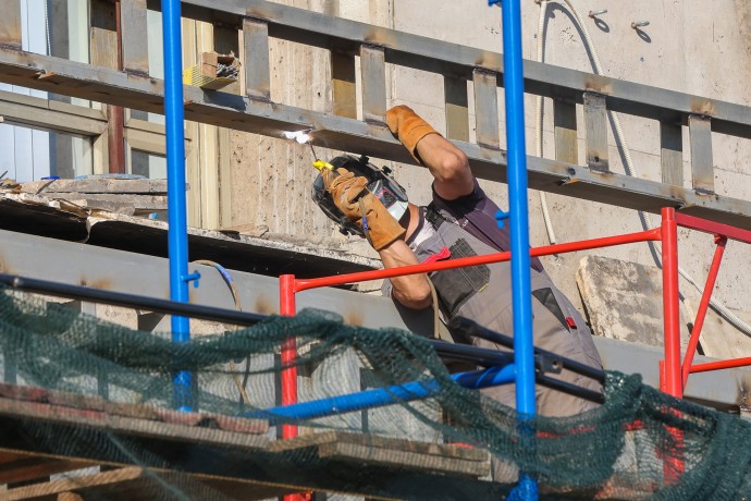 Почти 13 тыс. ОКС восстановят в новых регионах до 2030 года