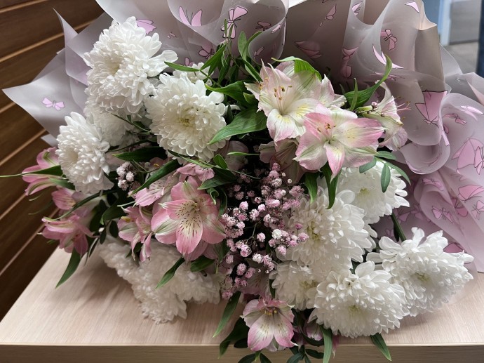 Доставка цветов в Омске: удобно, быстро, красиво Доставка цветов в Омске: удобно, быстро, красиво