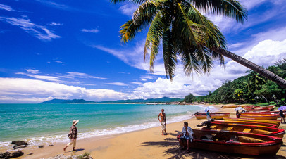 Российским туристам назвали лучшие направления для пляжного отдыха в Китае