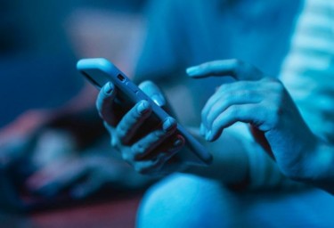 Астраханцы жалуются на плохую работу мобильного интернета. Объясняем