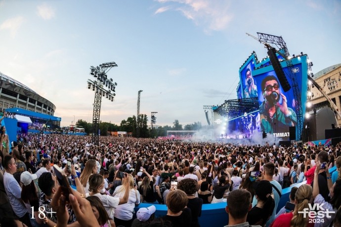 От роботов до гаданий: чем еще заняться на VK Fest кроме музыки