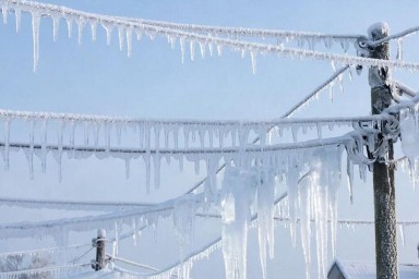 «Шубы» и «ледяные колобахи»: названы главные угрозы для псковских ЛЭП