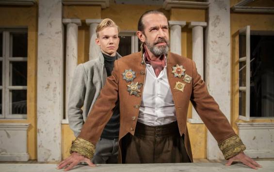 Билеты на гастроли столичных театров в Курске в продаже с 29 октября: брони отменены, не более двух билетов в одни руки Билеты на гастроли столичных театров в Курске в продаже с 29 октября: брони отменены, не более двух билетов в одни руки