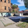 В Курске демонтировали самовольные торговые объекты у мемориала и на улицах города