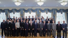 Виталий Савельев представил коллективу Минтранса России нового министра