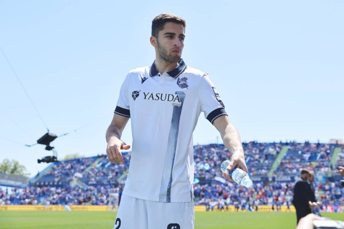 Агент Захаряна заявил, что у россиянина нет никаких болезней