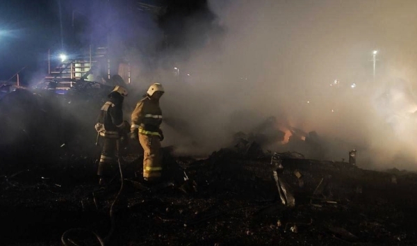 При возгорании строительных бытовок в ЮЗАО в Москве были эвакуированы около 90 человек