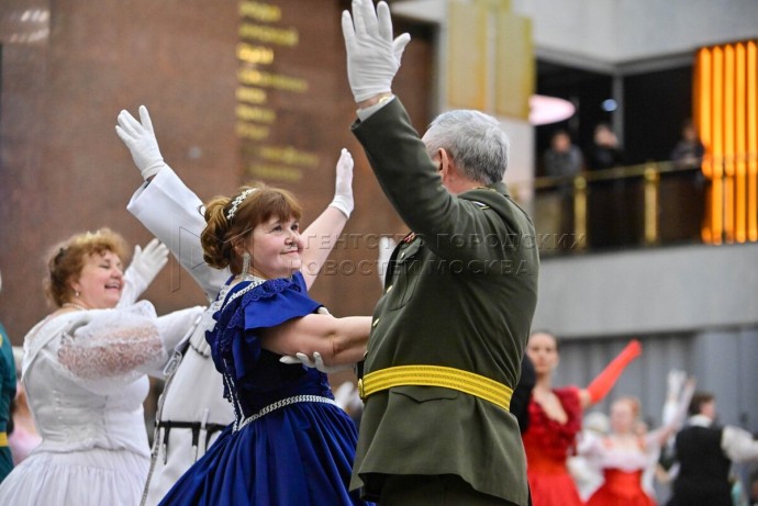 Проект «Московское долголетие» приглашает на занятия танцами Проект «Московское долголетие» приглашает на занятия танцами