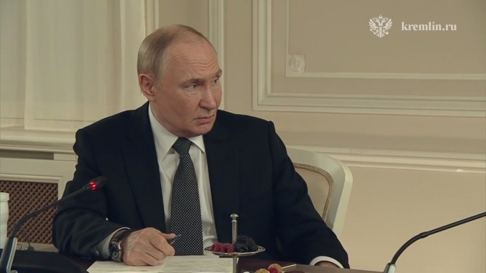 Владимир Путин: Возобновление переговоров с Украиной возможно после 22 июня