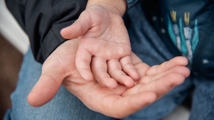 Ученый рассказал, почему левши чаще становятся гениями