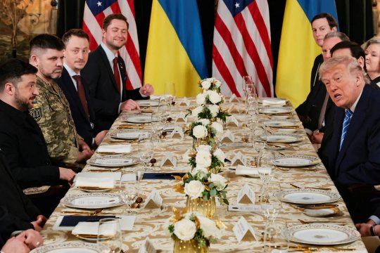 Украина – переговорные итоги года (или Киев в ожидании «стального дикобраза») Украина – переговорные итоги года (или Киев в ожидании «стального дикобраза»)