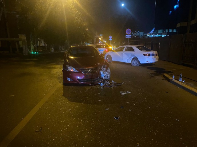 В «женском» столкновении автомобилей в Астрахани пострадали две астраханки