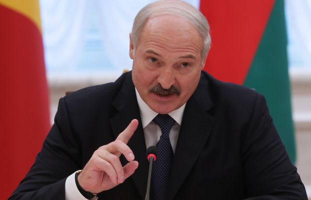 Лукашенко заявил, что вернул картошку в Белоруссию