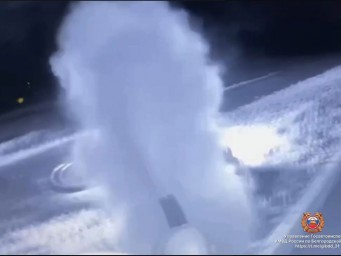 У светофора на улице Волчанской в Белгороде загорелся мотоцикл