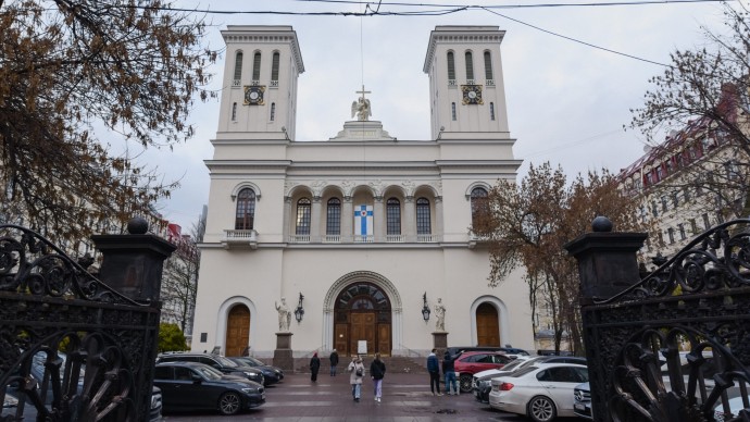 Александр Беглов поздравил верующих Римско-Католической, Евангелическо-Лютеранской, Армянской Апостольской и других церквей с праздником Пасхи