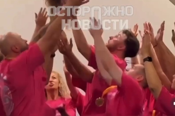 Москвичка пожаловалась на агрессию мужа после курсов личностного роста Москвичка пожаловалась на агрессию мужа после курсов личностного роста