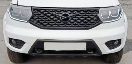 В Сети появились шпионские фото обновлённого УАЗ «Патриот» с LED-фарами и турбодизелем