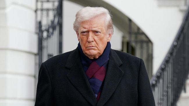 Трамп заявил, что ему жаль тратить авиатопливо на новые удары по Ирану