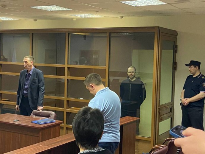 ​Суд приговорил фотографа из Перми к 16 годам колонии строгого режима